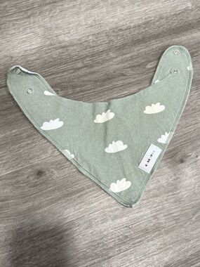 kangaROOS Sage Green Bandana Bib with White Cloud Motif